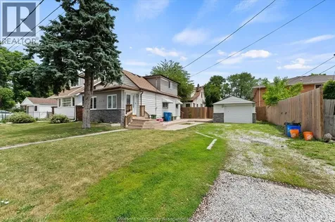 972 Wellington Avenue Windsor ON N9A 5J8