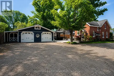 15 Leonard Avenue Penetanguishene ON L9M 1E3