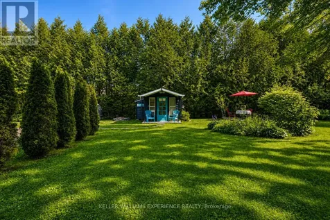 15 Leonard Avenue Penetanguishene ON L9M 1E3