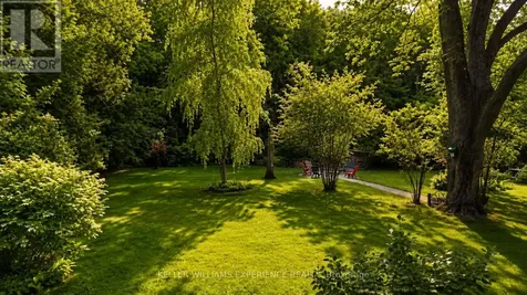 15 Leonard Avenue Penetanguishene ON L9M 1E3
