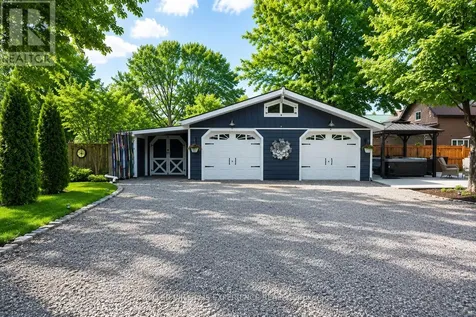 15 Leonard Avenue Penetanguishene ON L9M 1E3