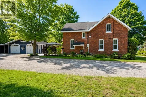 15 Leonard Avenue Penetanguishene ON L9M 1E3