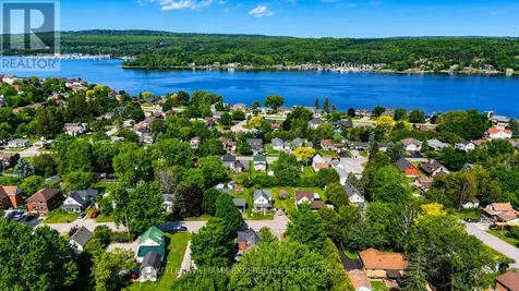 15 Leonard Avenue Penetanguishene ON L9M 1E3