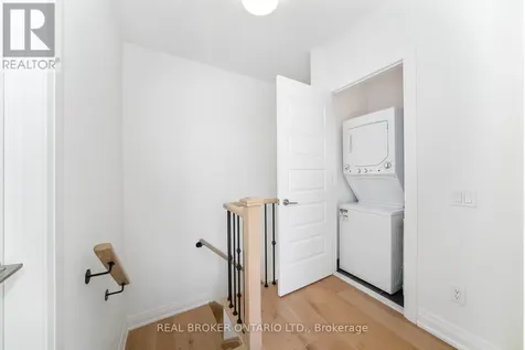 8167 Kipling Avenue Vaughan (west Woodbridge) ON L4L 0G4
