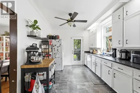 95 Myrtle Street North St. Thomas ON N5R 2E9