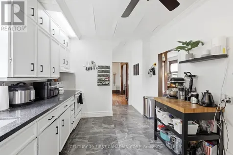 95 Myrtle Street North St. Thomas ON N5R 2E9