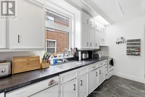 95 Myrtle Street North St. Thomas ON N5R 2E9