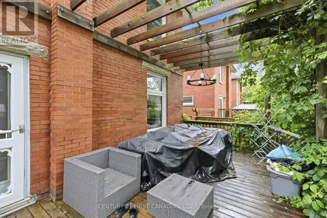 95 Myrtle Street North St. Thomas ON N5R 2E9