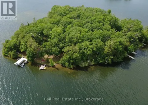 927 Kelly Island Selwyn ON K0L 1H0