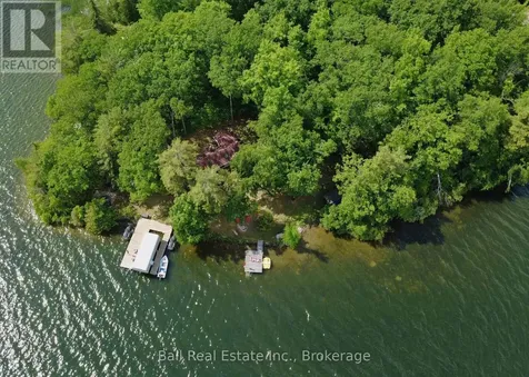 927 Kelly Island Selwyn ON K0L 1H0