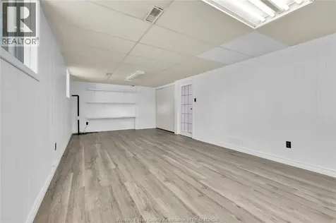 9955 Ridge Road Windsor ON N8R 1G5