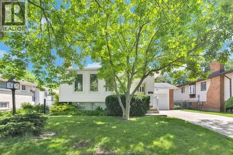 9955 Ridge Road Windsor ON N8R 1G5