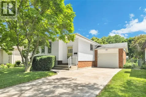9955 Ridge Road Windsor ON N8R 1G5