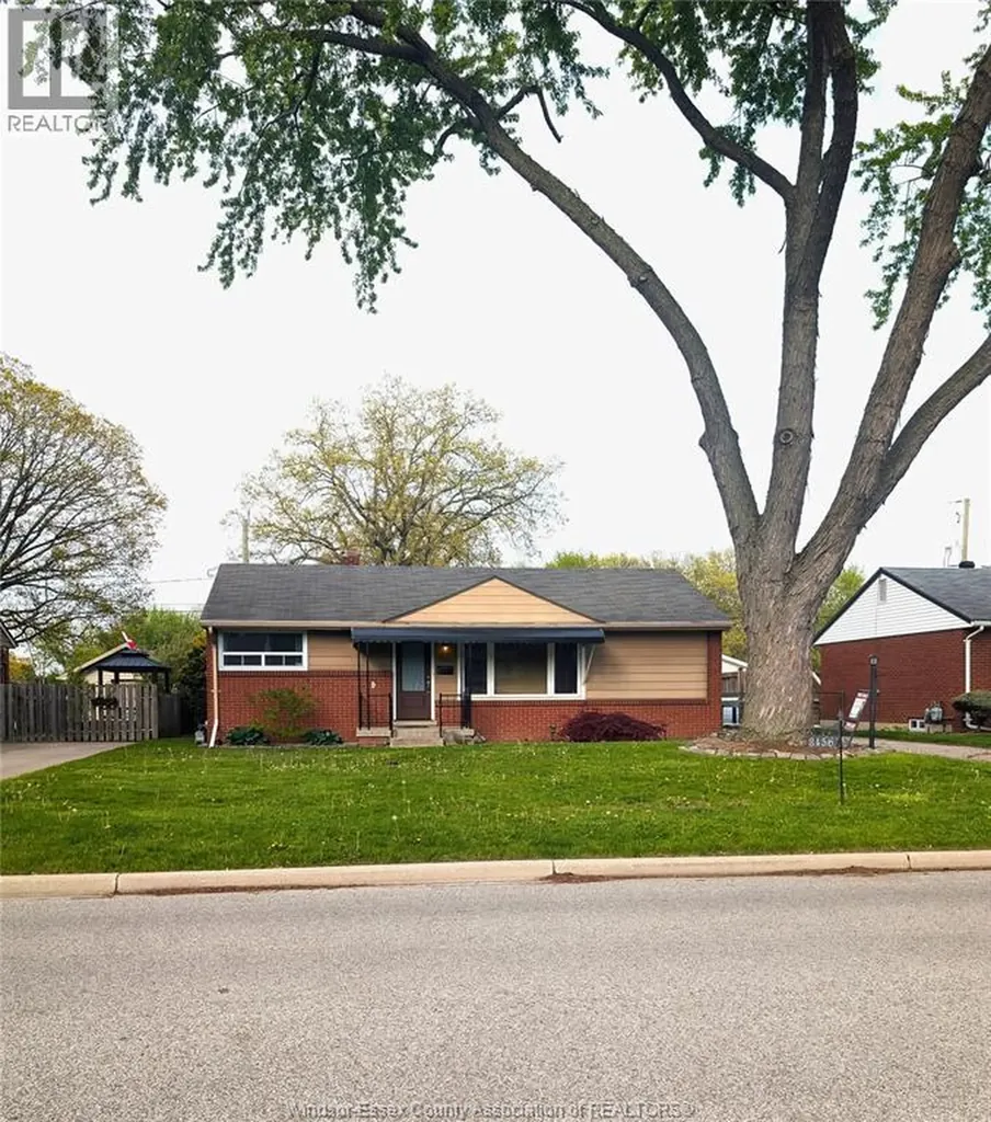3456 Everts Avenue Windsor ON N9E 2W1