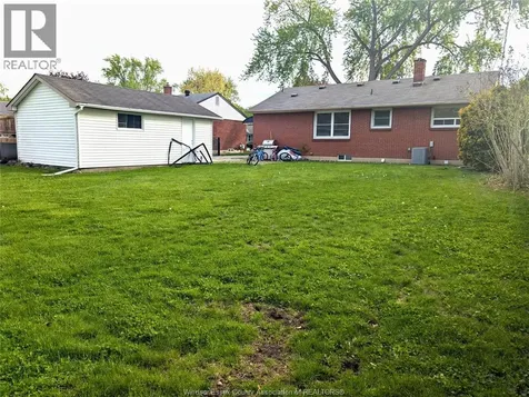3456 Everts Avenue Windsor ON N9E 2W1