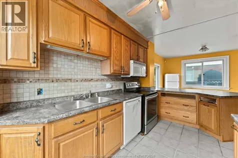 1651 Francois Road Windsor ON N8Y 4L8