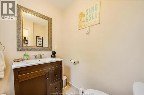 2151 Lincoln Road Windsor ON N8W 2P9