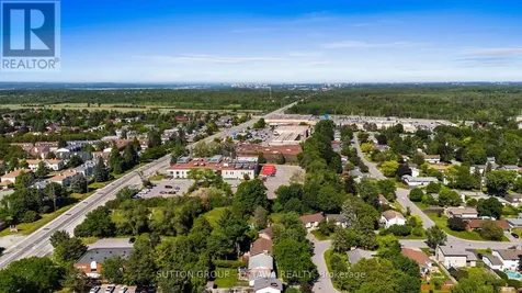 147 Banning Road Ottawa ON K2L 1C5