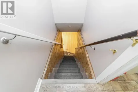 3005 Mccarthy Road Ottawa ON K1V 8K7