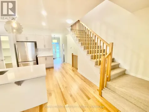 513 Cope Drive Ottawa ON K2S 1B6