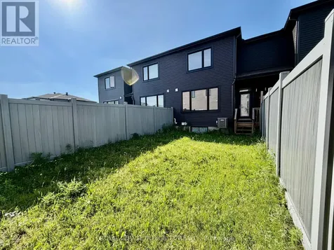 513 Cope Drive Ottawa ON K2S 1B6