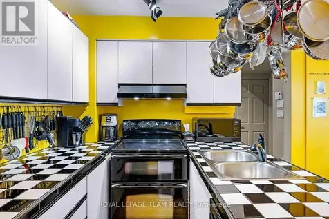 220 Wilbrod Avenue Ottawa ON K1N 6L6