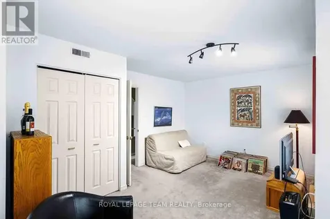 220 Wilbrod Avenue Ottawa ON K1N 6L6