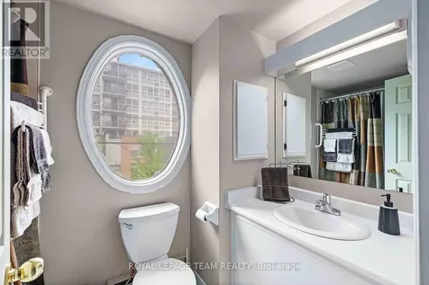 220 Wilbrod Avenue Ottawa ON K1N 6L6
