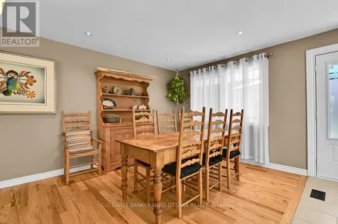 580 Duff Crescent Ottawa ON K1J 7C5