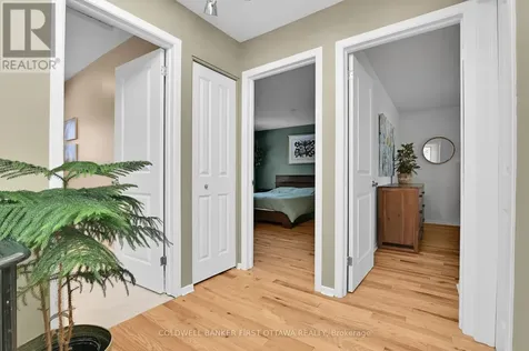 580 Duff Crescent Ottawa ON K1J 7C5