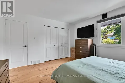 580 Duff Crescent Ottawa ON K1J 7C5