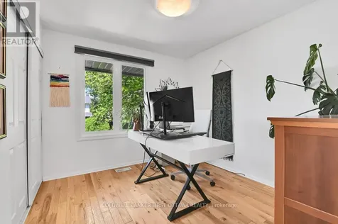 580 Duff Crescent Ottawa ON K1J 7C5