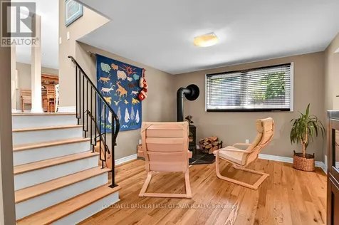 580 Duff Crescent Ottawa ON K1J 7C5