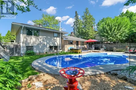 580 Duff Crescent Ottawa ON K1J 7C5