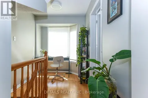 158 Forward Avenue Ottawa ON K1Y 1K9
