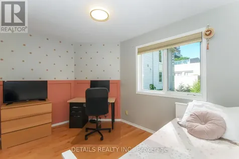 158 Forward Avenue Ottawa ON K1Y 1K9