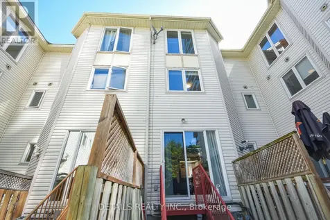 158 Forward Avenue Ottawa ON K1Y 1K9