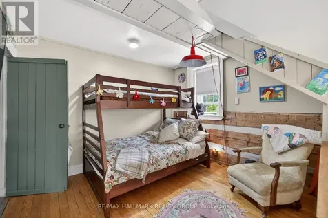 1013 Lavant Darling Road Lanark Highlands ON K0G 1K0