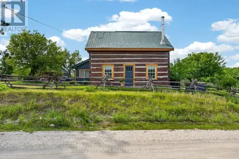 1013 Lavant Darling Road Lanark Highlands ON K0G 1K0