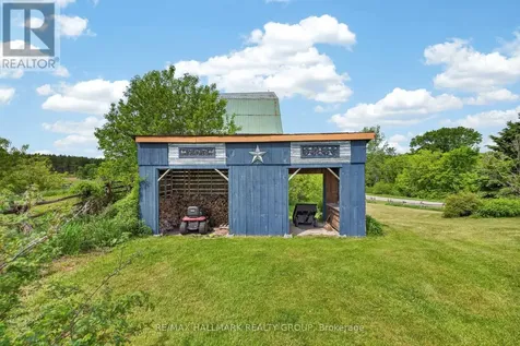 1013 Lavant Darling Road Lanark Highlands ON K0G 1K0