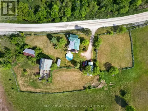 1013 Lavant Darling Road Lanark Highlands ON K0G 1K0