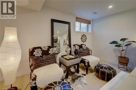 29 Schuyler Street Paris ON N3L 0J2