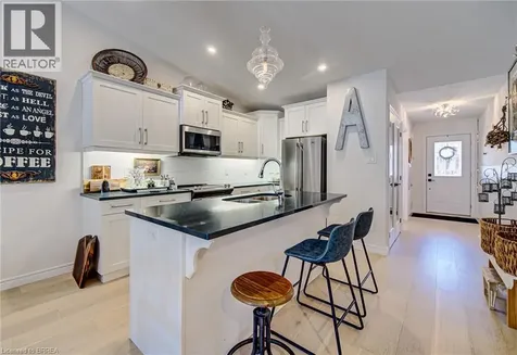 29 Schuyler Street Paris ON N3L 0J2