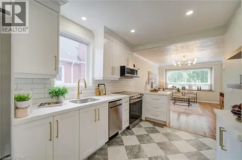 105 Weir Street South Hamilton ON L8K 3A8
