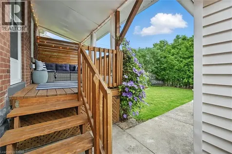 105 Weir Street South Hamilton ON L8K 3A8
