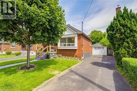 105 Weir Street South Hamilton ON L8K 3A8
