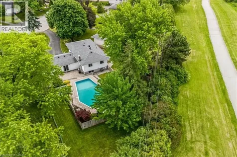 668 Bridle Burlington ON L7L 4E1