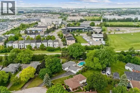 668 Bridle Burlington ON L7L 4E1