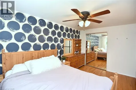 49 Park Street East Dundas ON L9H 1C9