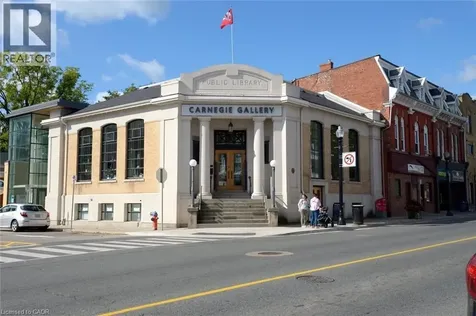 49 Park Street East Dundas ON L9H 1C9